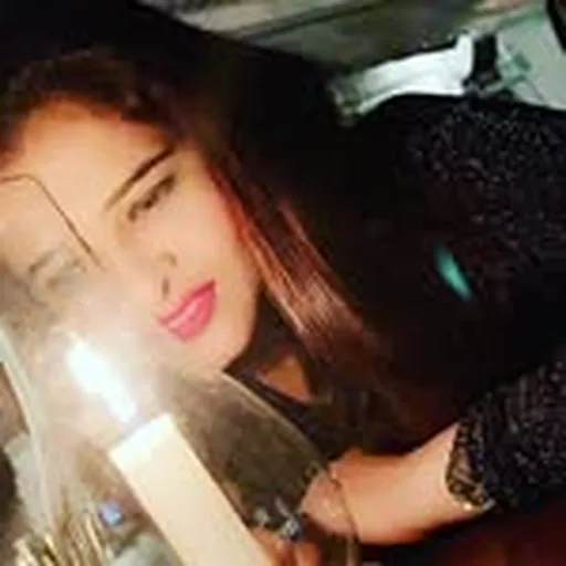 @nishriv_ profile image