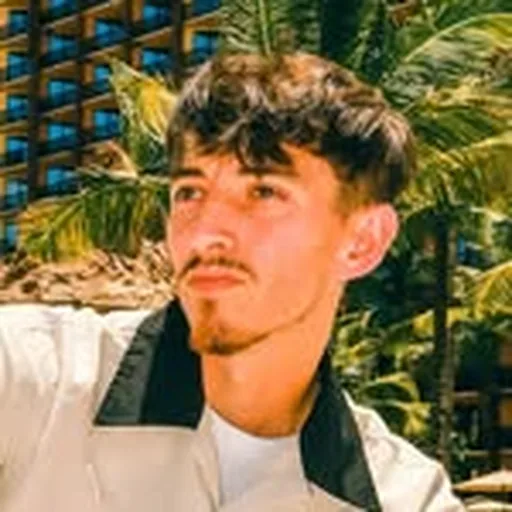 @noahsimplistic profile image