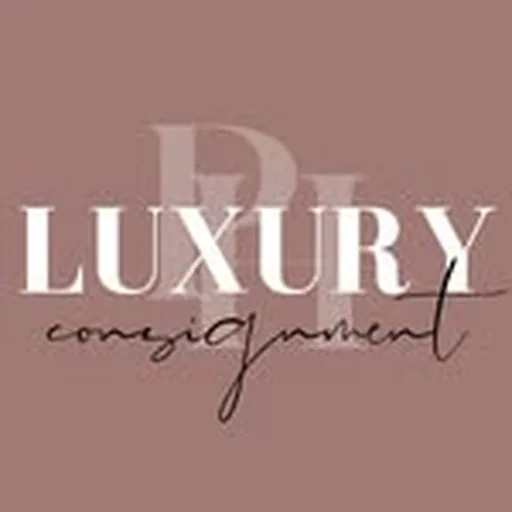 @phluxury_consignment profile image