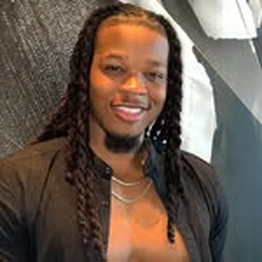 @que.styles profile image