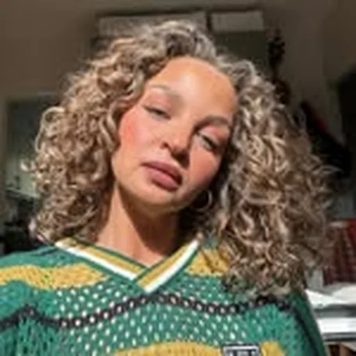 @rebeccafb profile image