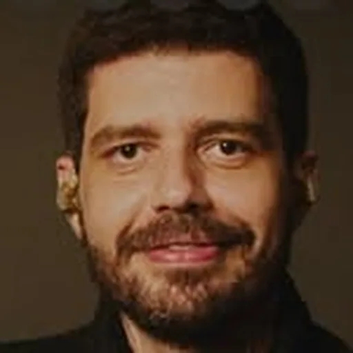 @renatoluciano_real profile image