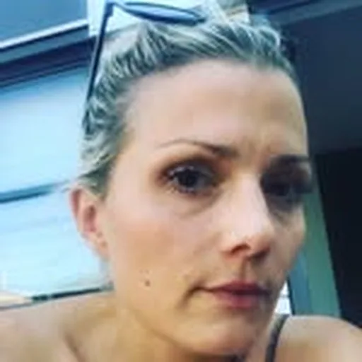 @rosannaita profile image