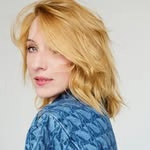 @rujdervivien profile image