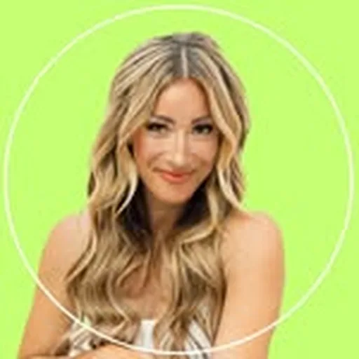 @sarah_lit profile image