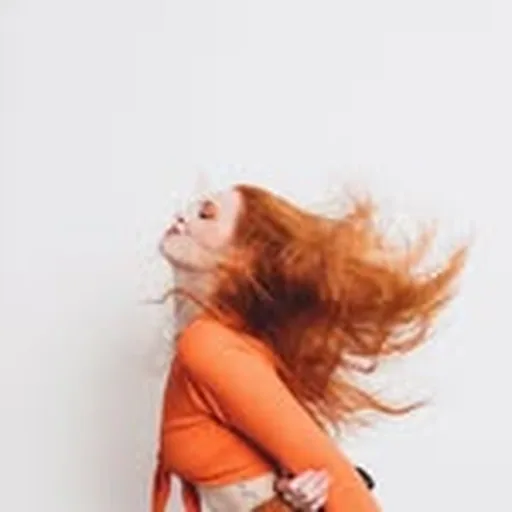 @stephaniecheapeofficial profile image