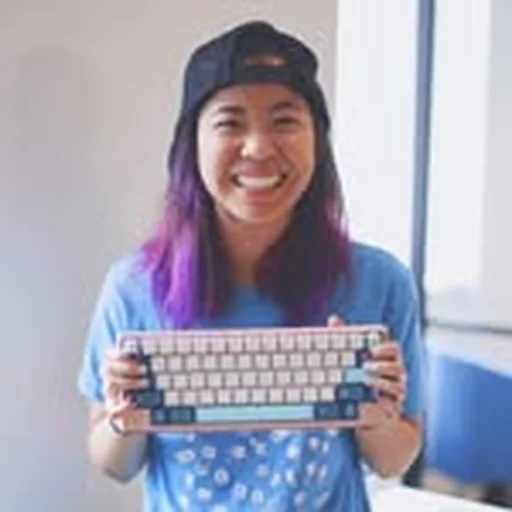 @tinymakesthings profile image