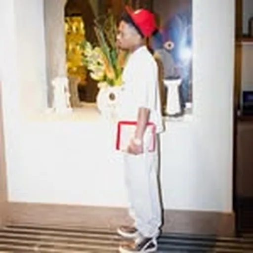 @touchedbyrii profile image