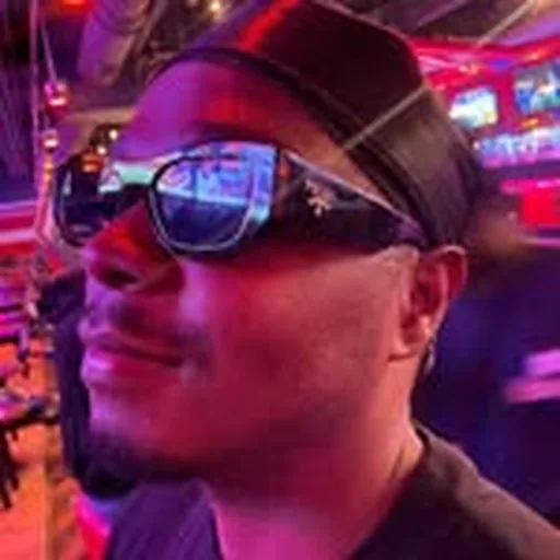 @traycartel profile image