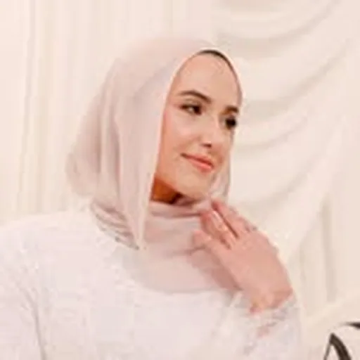 @withloveleena profile image