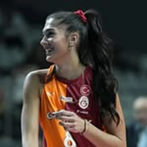 @yaseminguvelii profile image