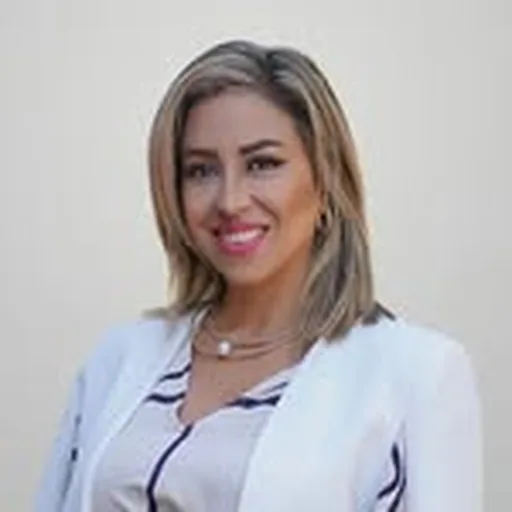@yasminletafati_realestate profile image