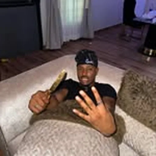 @yvngmik.e profile image
