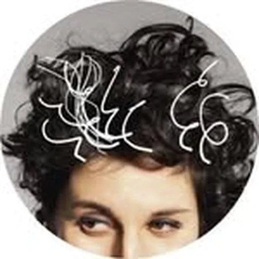 @zoelaughlin_ profile image